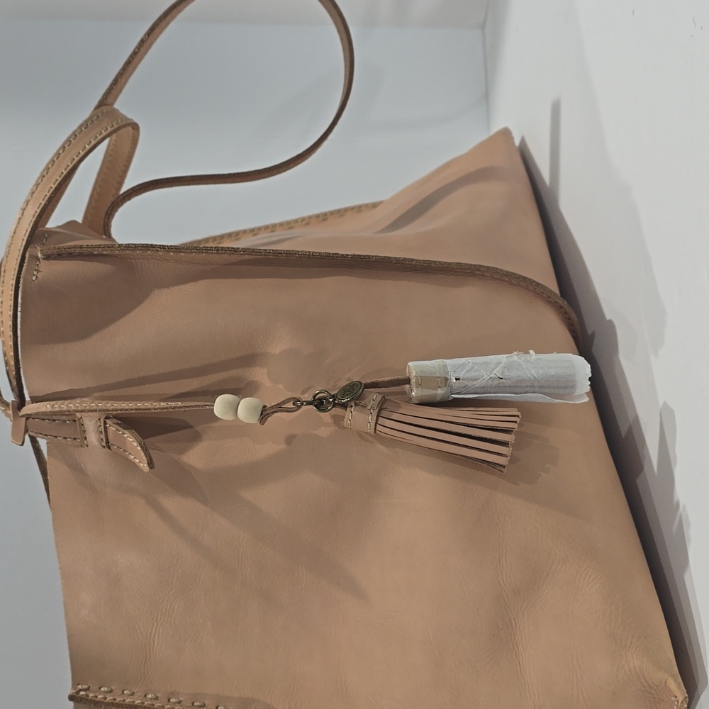 NWT ✅ The Sak Natural Vachetta Leather Tote - New & Vintage Style ✨ NWT